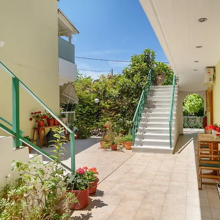 Lenia Apartamento Kalamítsi